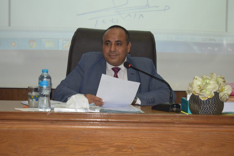 عميد الكلية يوضح تفاصيل لائحة الدراسات العليا بنظام الساعات المعتمدة