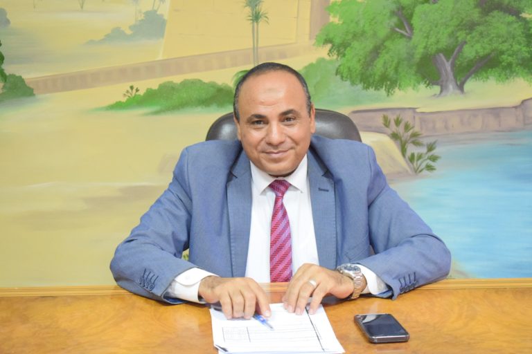 كلية التربية بسوهاج على أبواب التقدم للاعتماد