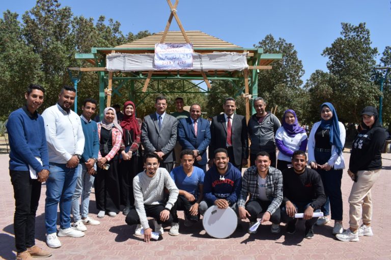 كلية التربية تنظم معرض الكتاب بالتعاون مع اتحاد الطلاب وأسرة طلاب من أجل مصر
