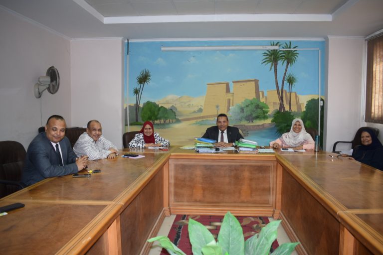 إجتماع لجنة الدراسات العليا