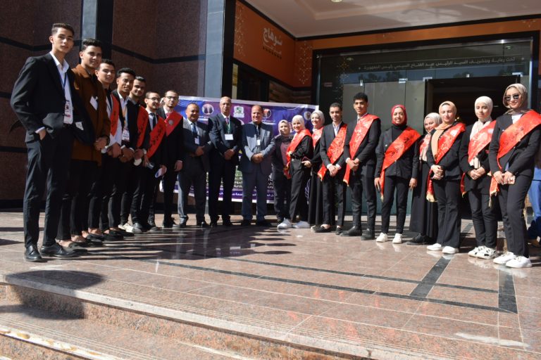 فعاليات المؤتمر الدولي الثالث لكلية التربية بسوهاج بعنوان “التعليم الأخضر والتنمية المستدامة”