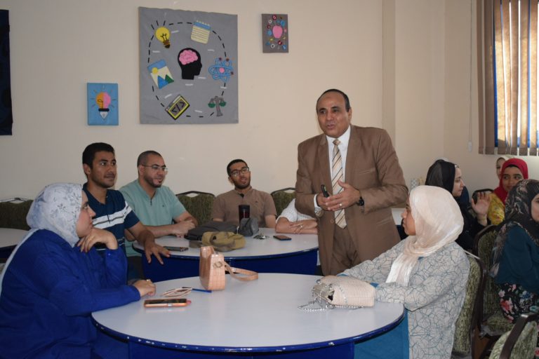 ورشة عمل بعنوان “التعليم الجامعي ودوره في خدمة المجتمع” بجامعة سوهاج