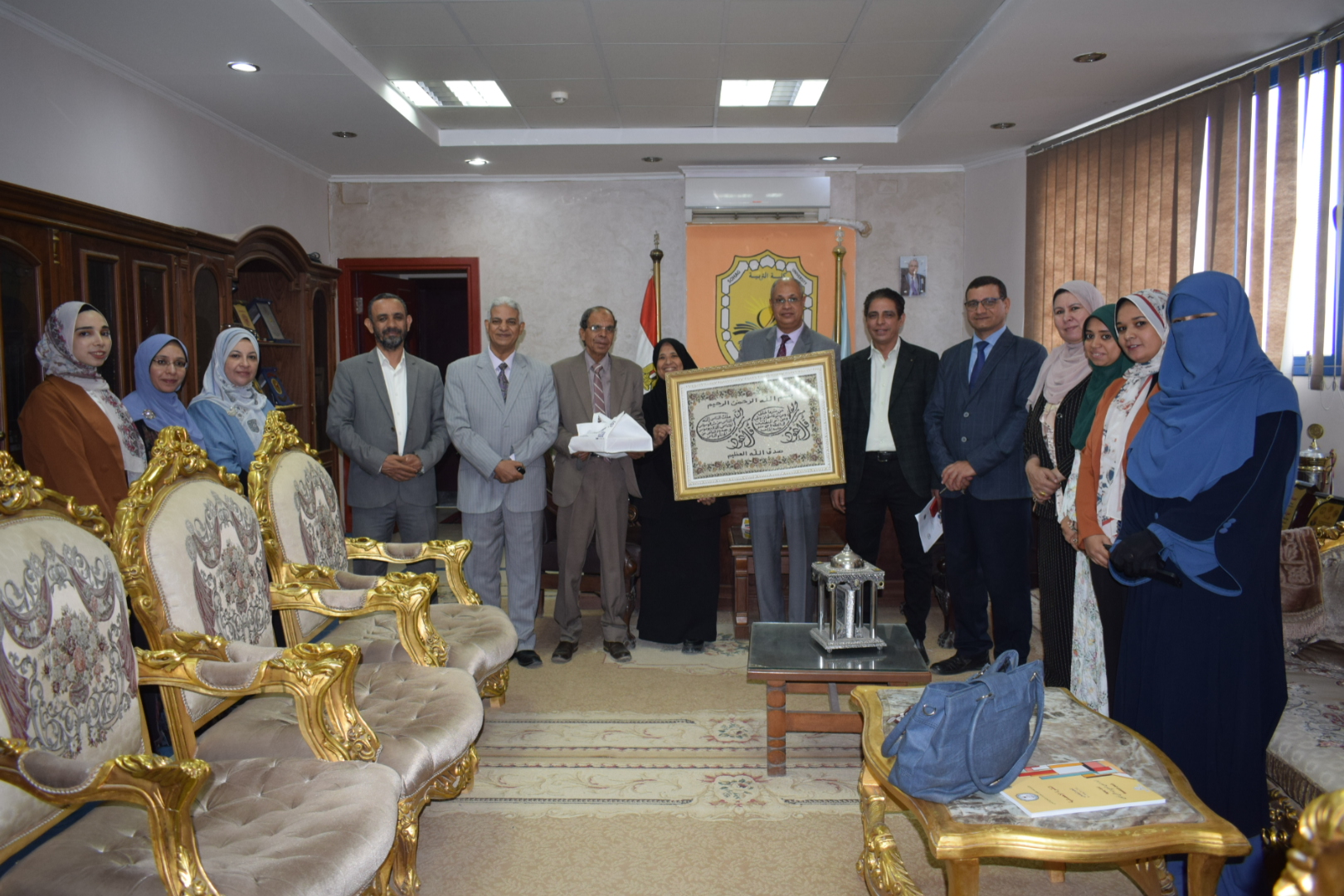 قسم أصول التربية يهنئ الأستاذ الدكتور/ حسين طه