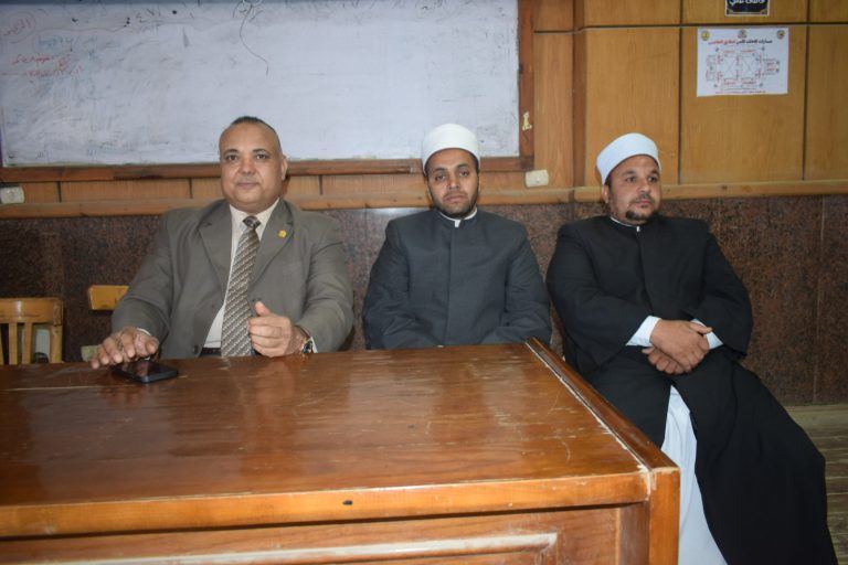 فعاليات الندوة التثقيفية “قوِّم النفس بالأخلاق فاستقم”